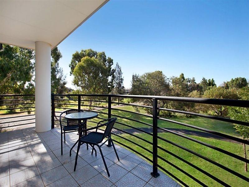 6 Grandview Court, Mawson Lakes SA 5095