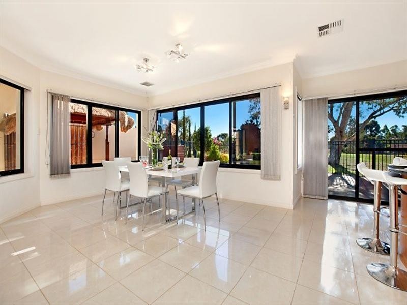 6 Grandview Court, Mawson Lakes SA 5095