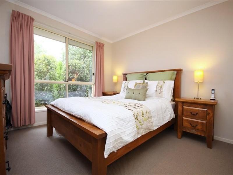 1 Waldin Court, Walkley Heights SA 5098