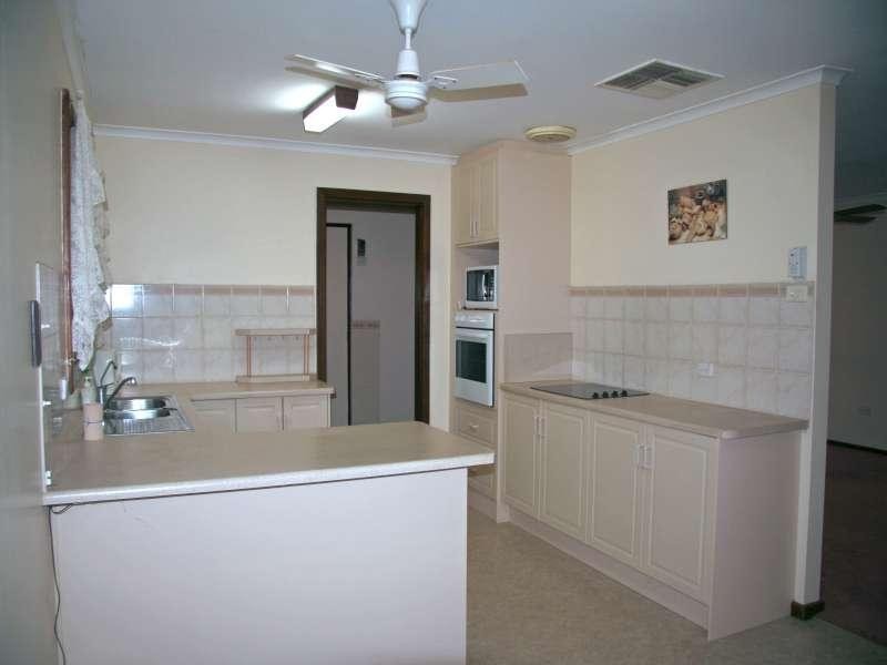 2 Yaldara Road, Paralowie SA 5108