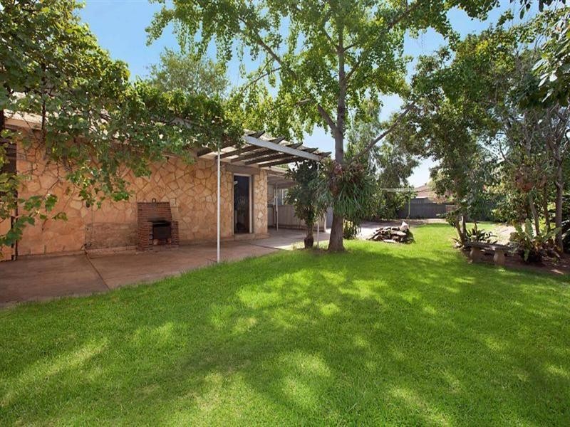 41 Dinwoodie Avenue, Clarence Gardens SA 5039