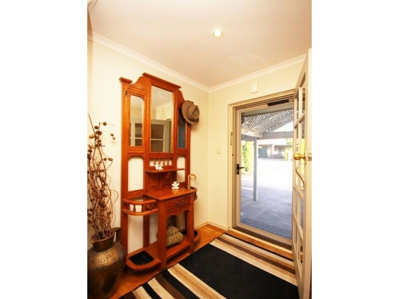 5 Nowra Street, Redwood Park SA 5097