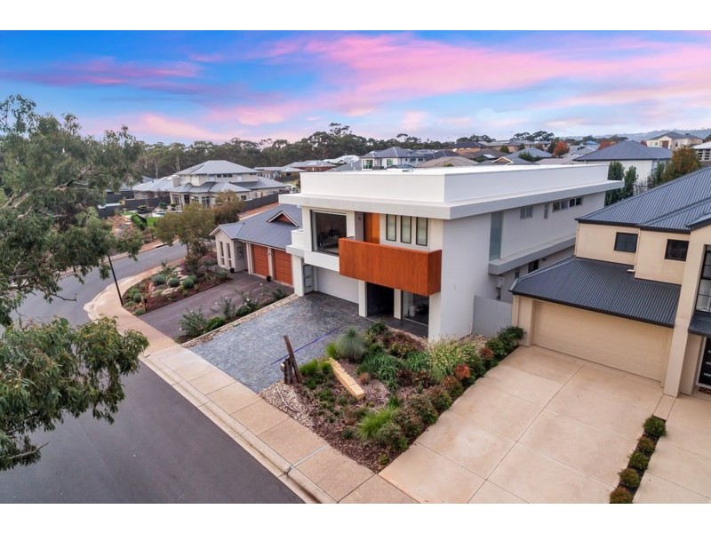 18 Woods View, Craigburn Farm SA 5051