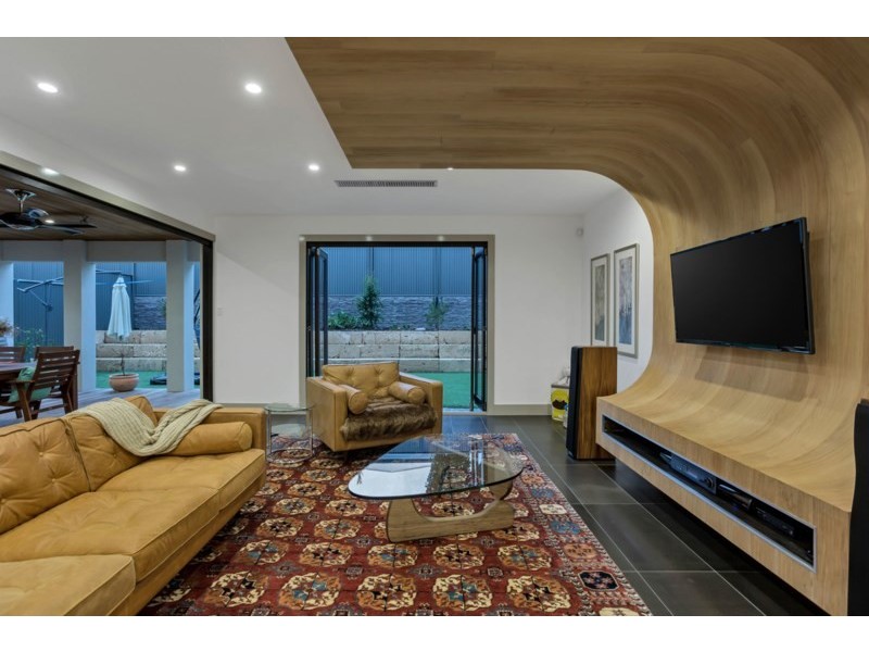 18 Woods View, Craigburn Farm SA 5051