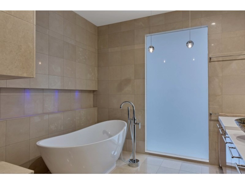 18 Woods View, Craigburn Farm SA 5051