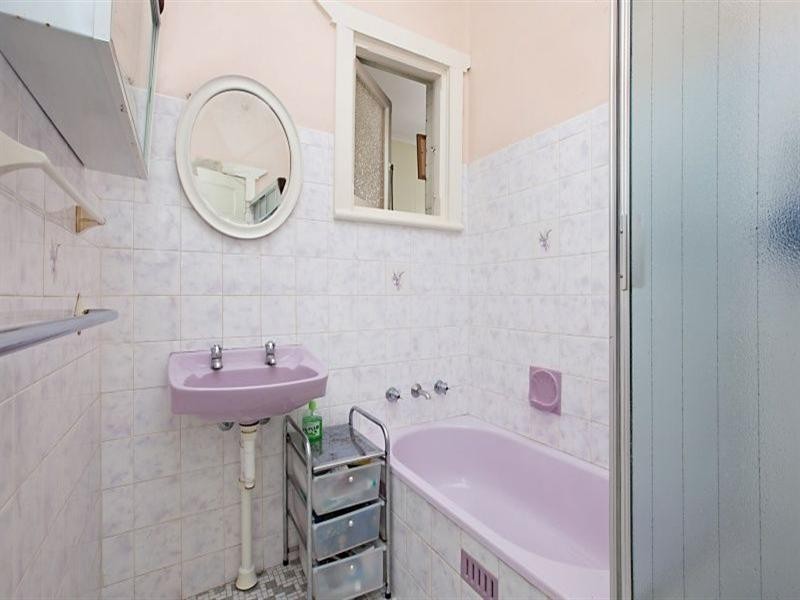 15 Winston Avenue, Cumberland Park SA 5041