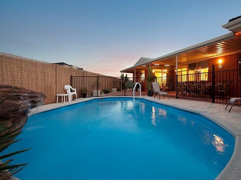 2-4 Brimpton Avenue, Mawson Lakes SA 5095