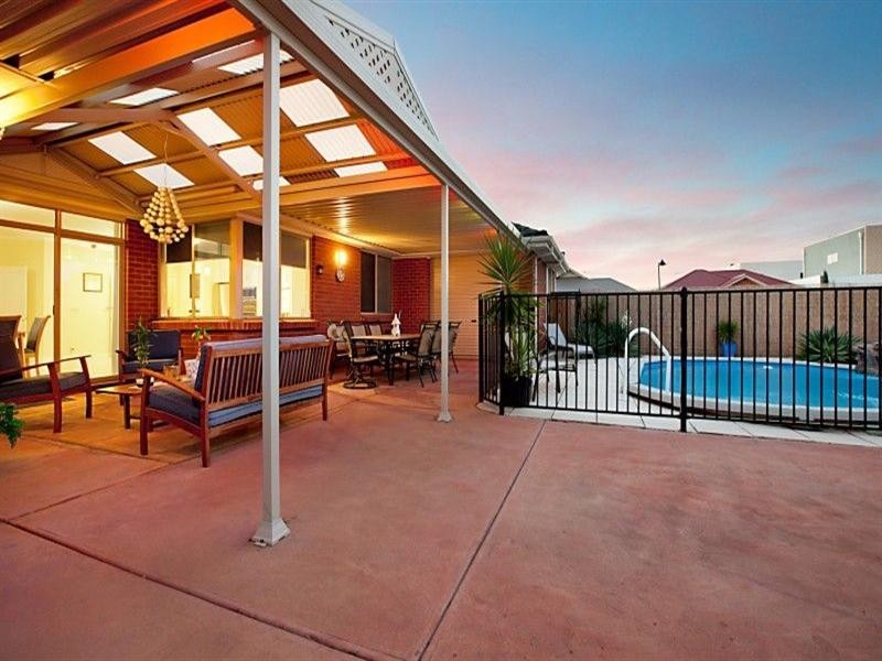 2-4 Brimpton Avenue, Mawson Lakes SA 5095