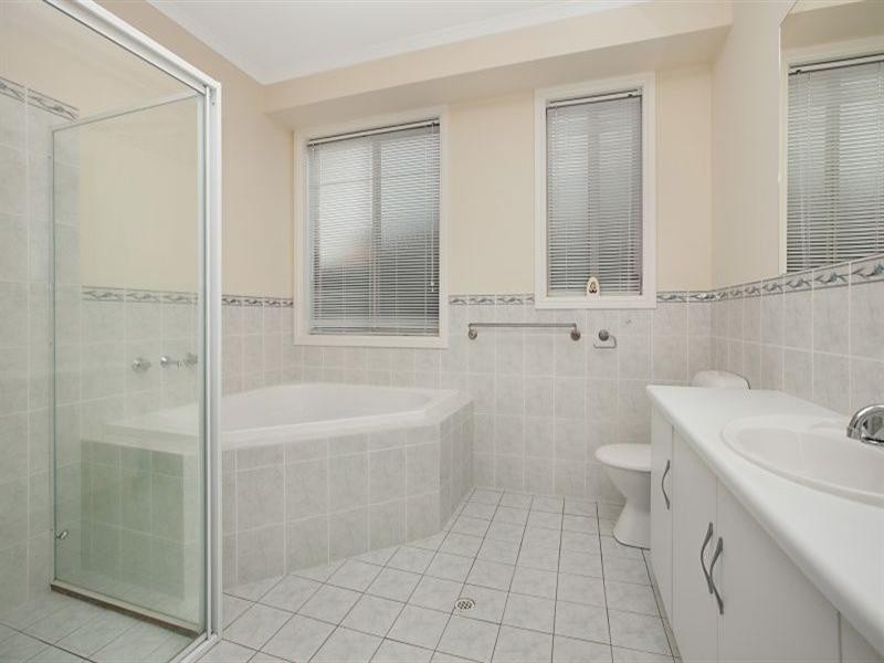 2-4 Brimpton Avenue, Mawson Lakes SA 5095