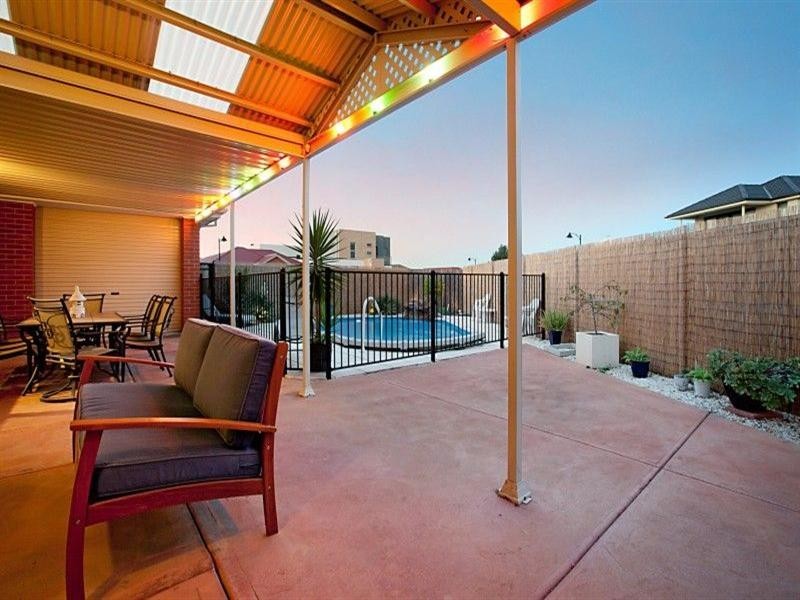 2-4 Brimpton Avenue, Mawson Lakes SA 5095