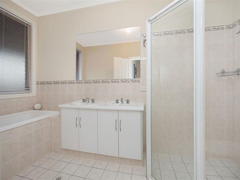 2-4 Brimpton Avenue, Mawson Lakes SA 5095