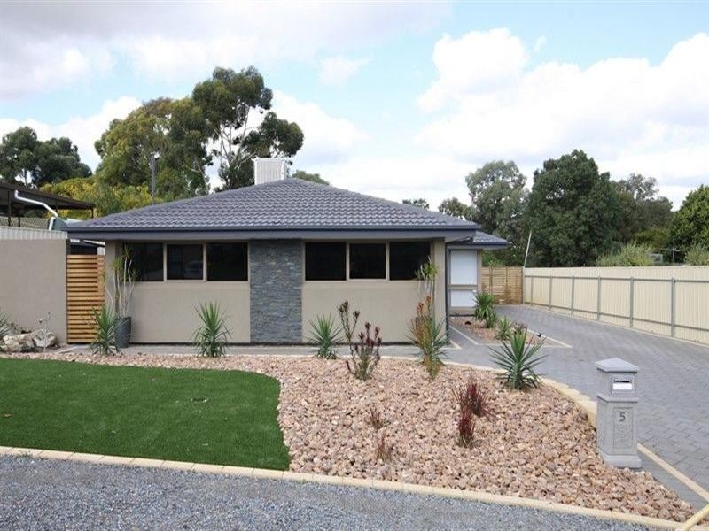 5 Kurrajong Street, Surrey Downs SA 5126
