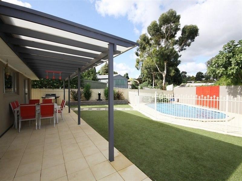 5 Kurrajong Street, Surrey Downs SA 5126