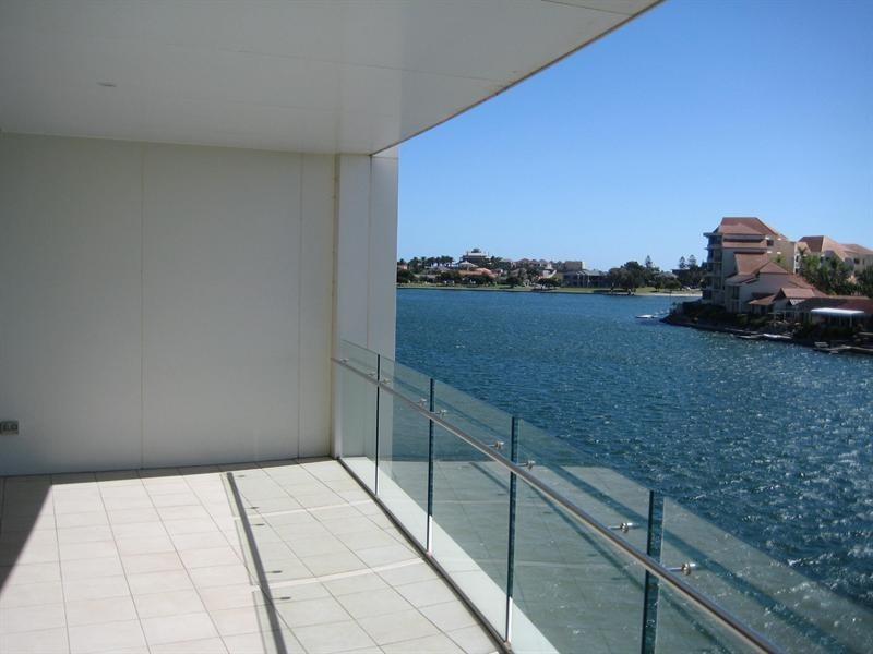 155 Brebner Drive, West Lakes SA 5021