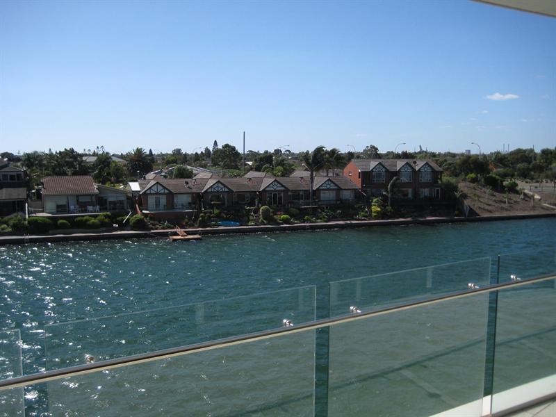 155 Brebner Drive, West Lakes SA 5021