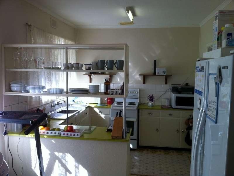 4 Flinders Drive, Valley View SA 5093