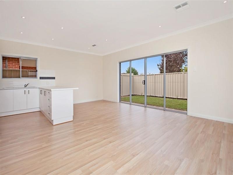 73 Redward Avenue, Greenacres SA 5086