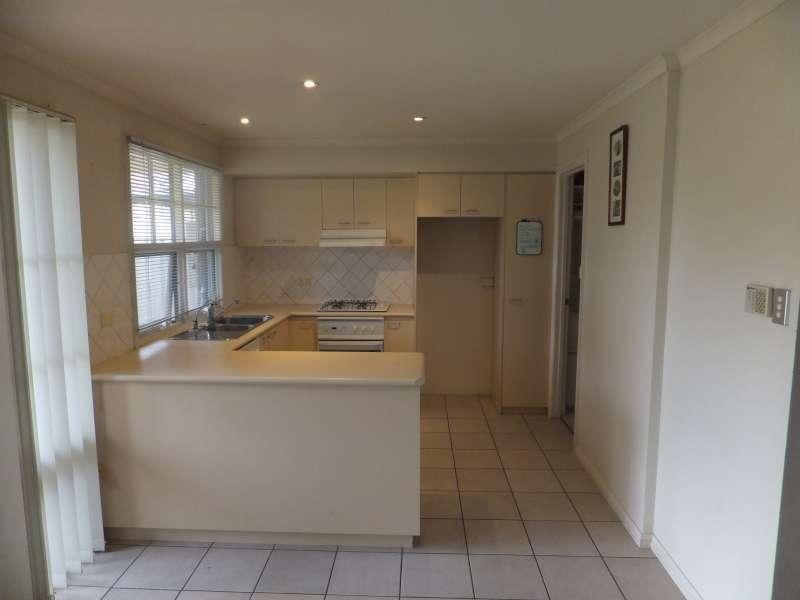 34 Kew Drive, Oakden SA 5086