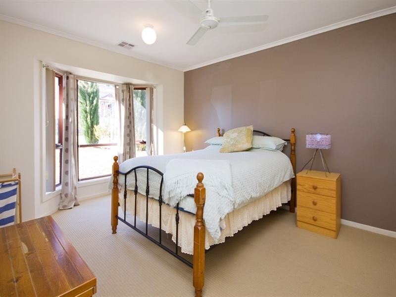 8 McEwin Court, Enfield SA 5085