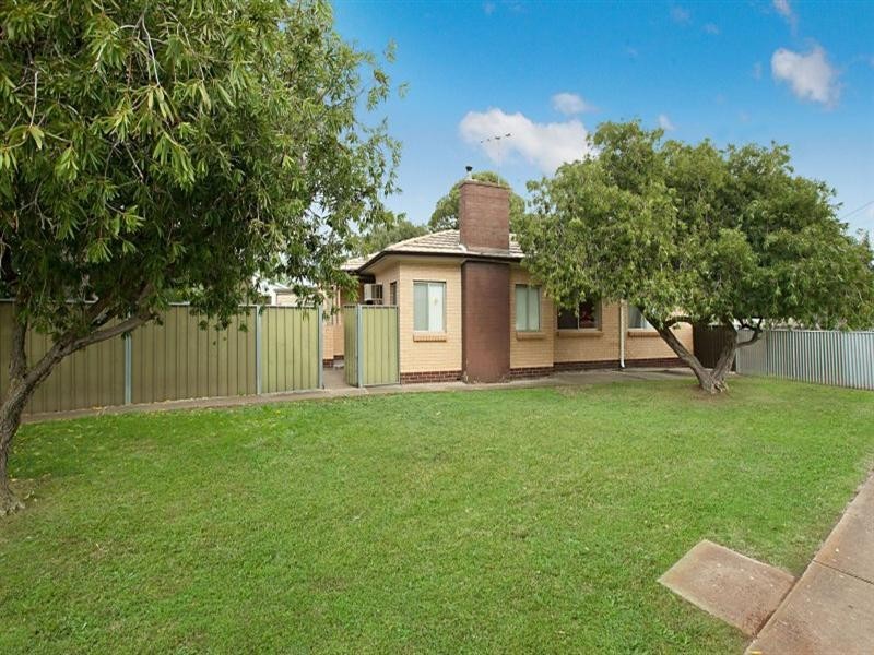 23 Somerset Avenue, Clearview SA 5085