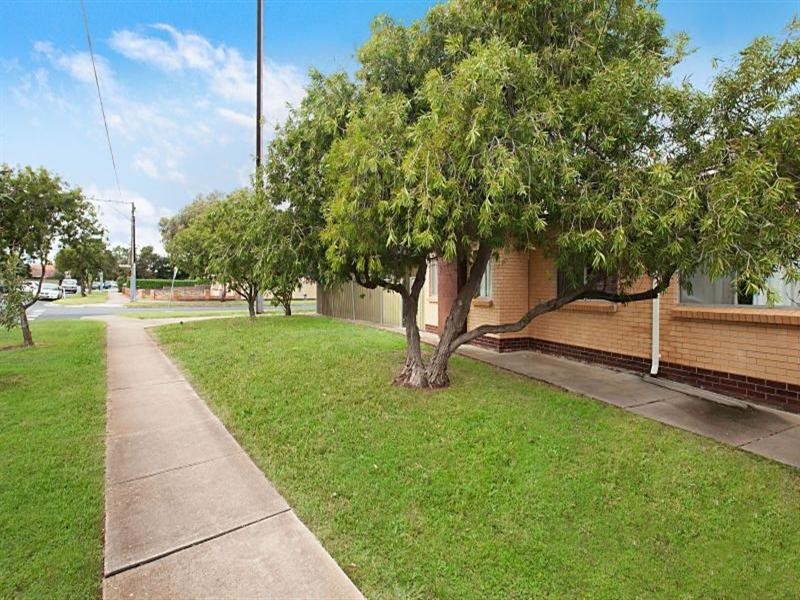 23 Somerset Avenue, Clearview SA 5085