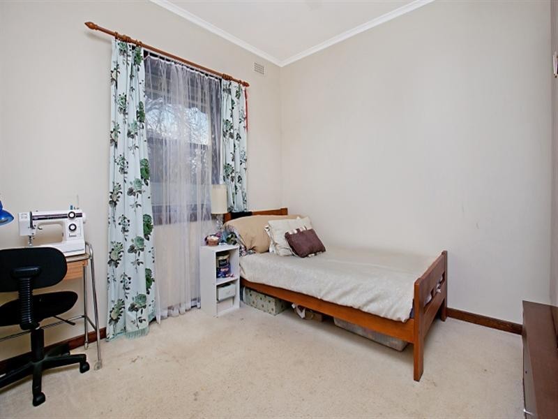 23 Somerset Avenue, Clearview SA 5085