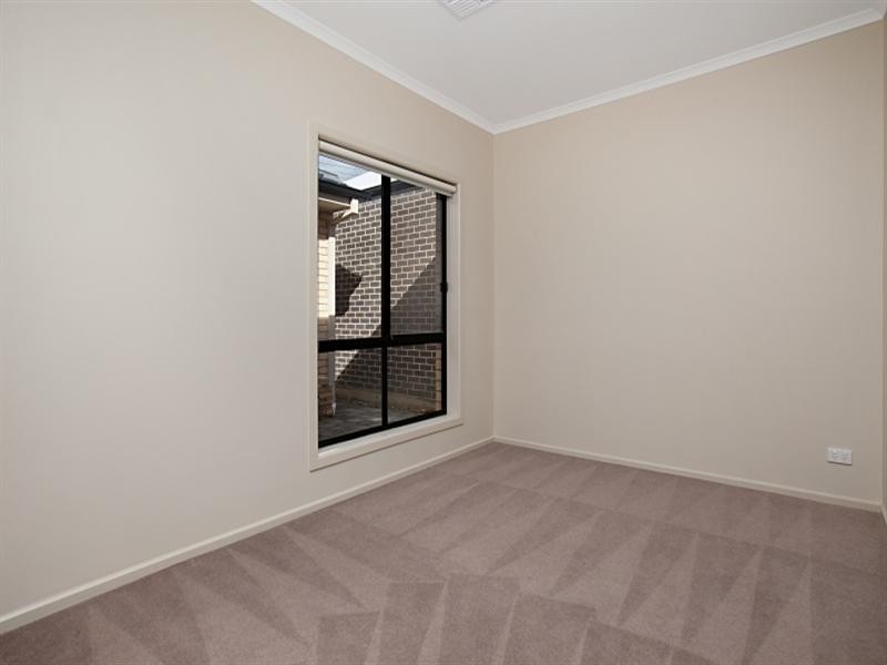 32 Ramsay Avenue, Hillcrest SA 5086