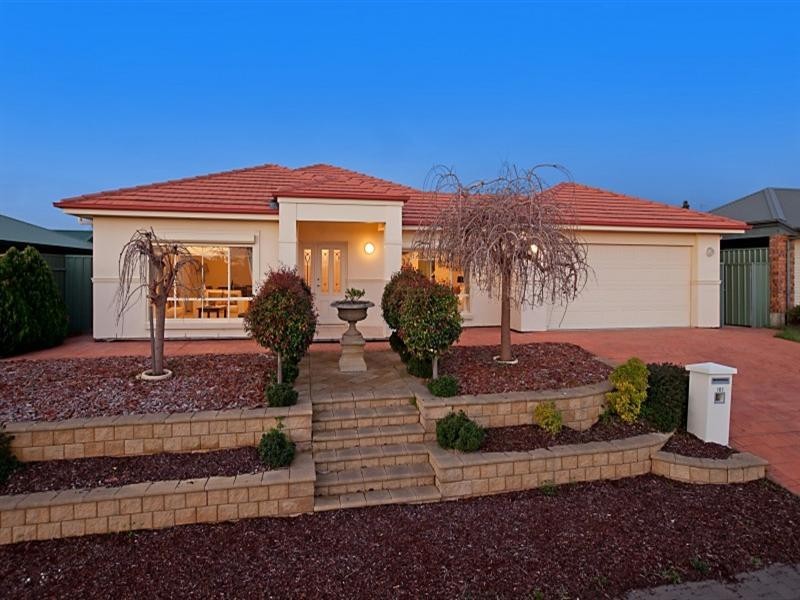 101 RM Williams Drive, Walkley Heights SA 5098