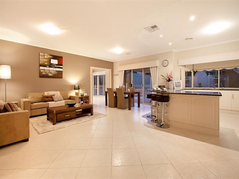 101 RM Williams Drive, Walkley Heights SA 5098