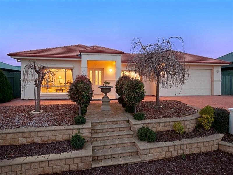 101 RM Williams Drive, Walkley Heights SA 5098