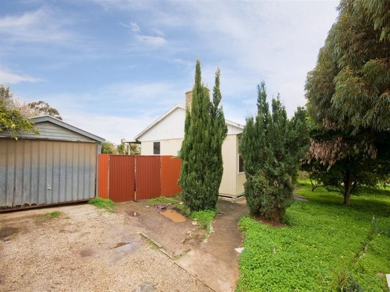 17 Alderney Avenue, Clearview SA 5085