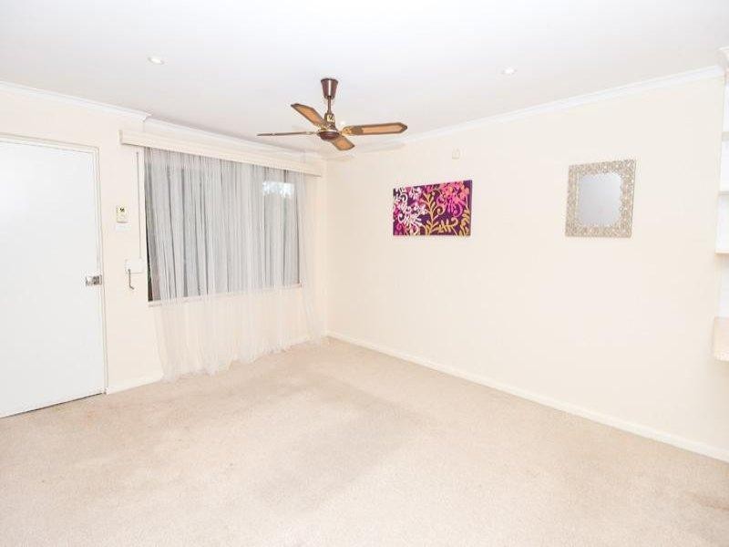 Unit 1/16 Pauls Drive, Valley View SA 5093
