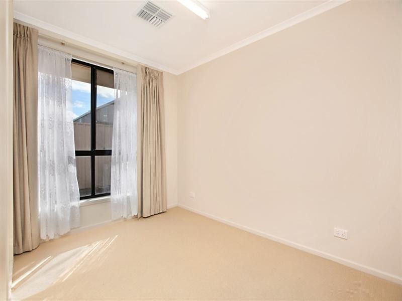 2/27 Fleming Avenue, Ridgehaven SA 5097