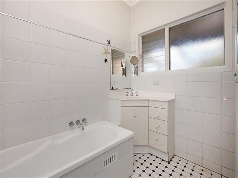 46 Newton Road, Campbelltown SA 5074