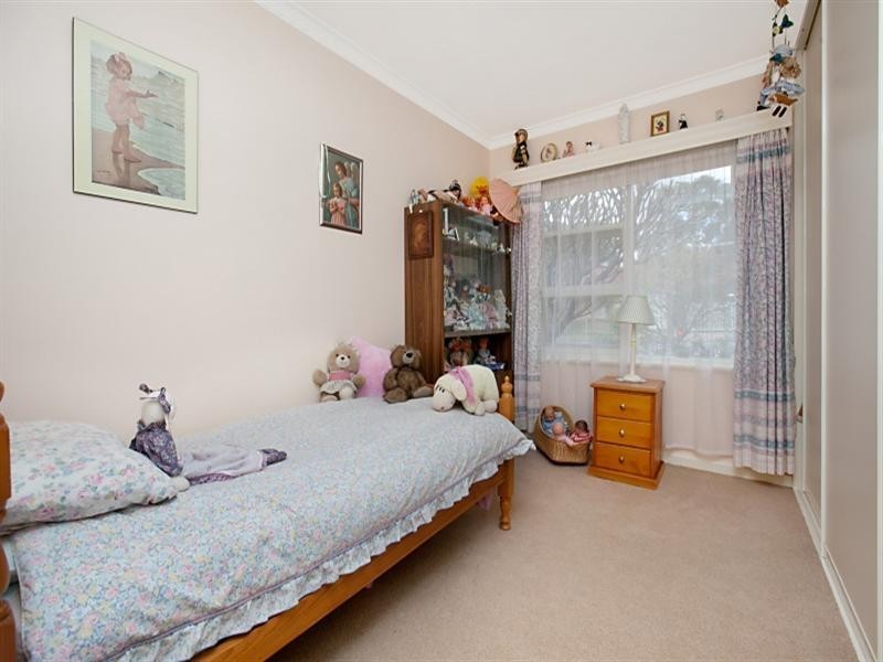 8 Colleen Street, Rostrevor SA 5073