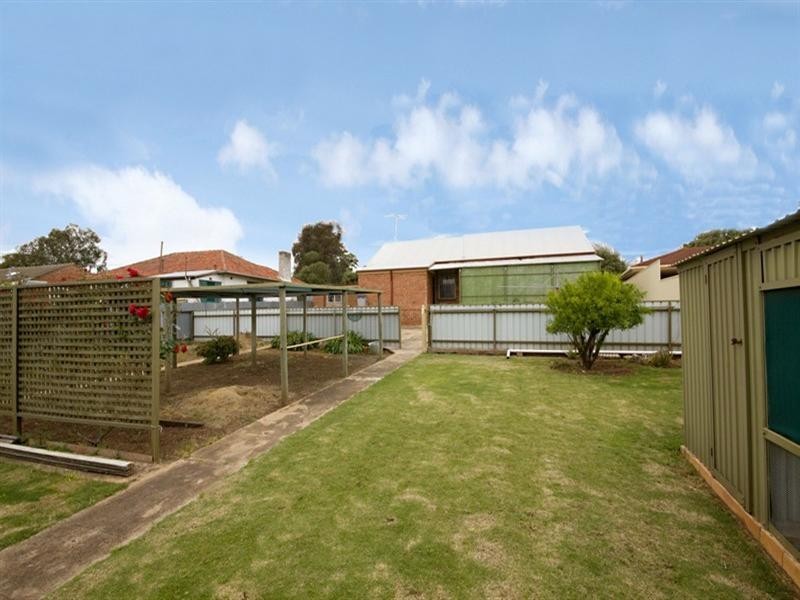 34 Fairview Terrace, Clearview SA 5085