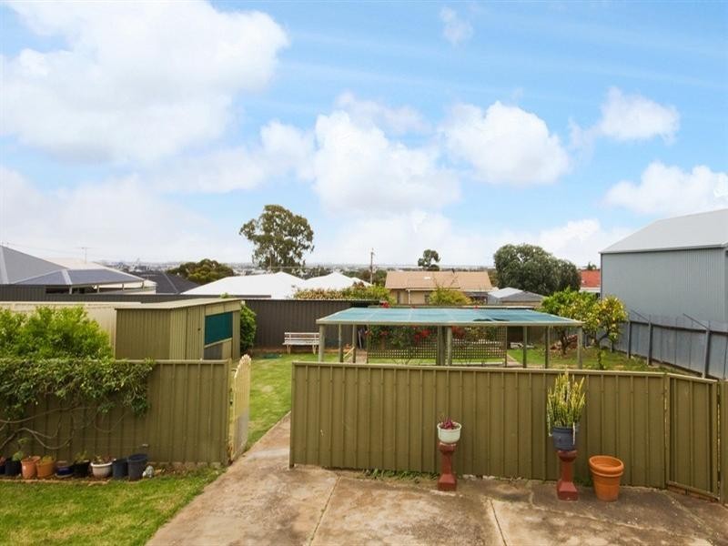 34 Fairview Terrace, Clearview SA 5085