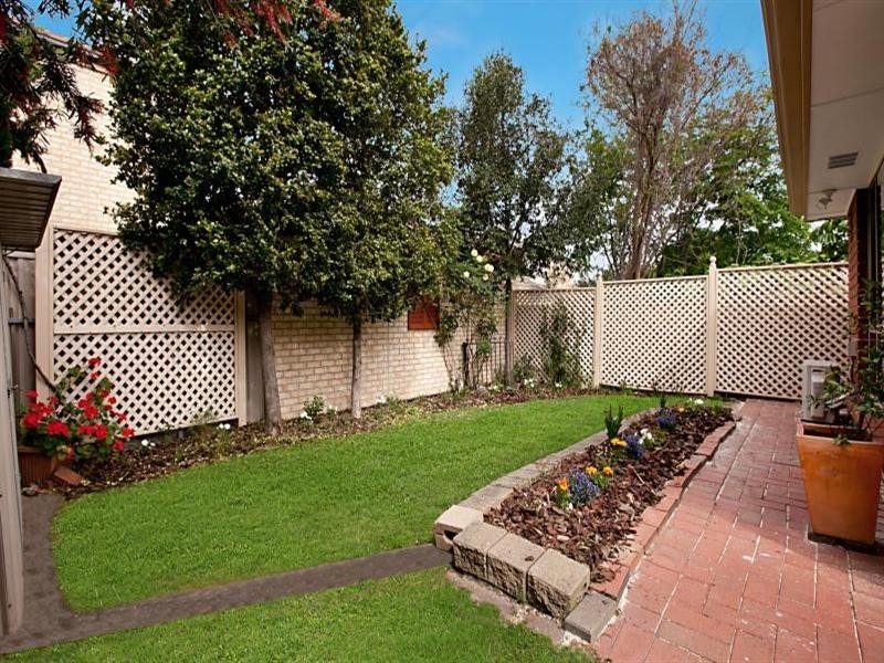 8 Woodland Drive, Oakden SA 5086