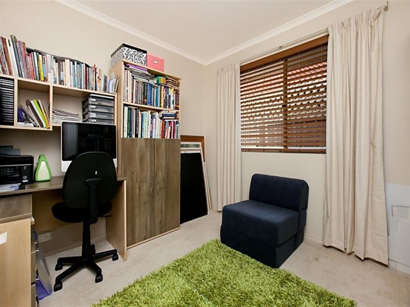 8 Woodland Drive, Oakden SA 5086