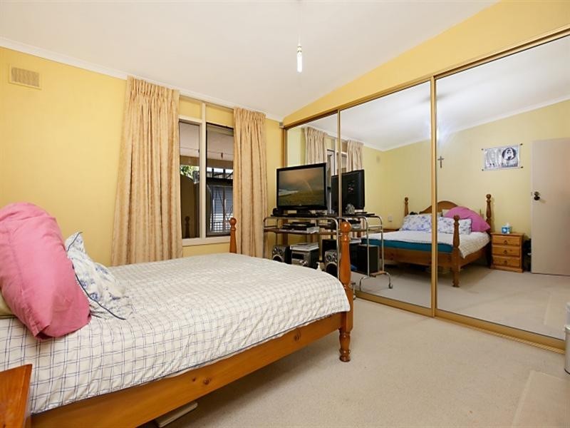 9 Ajax Court, Para Vista SA 5093