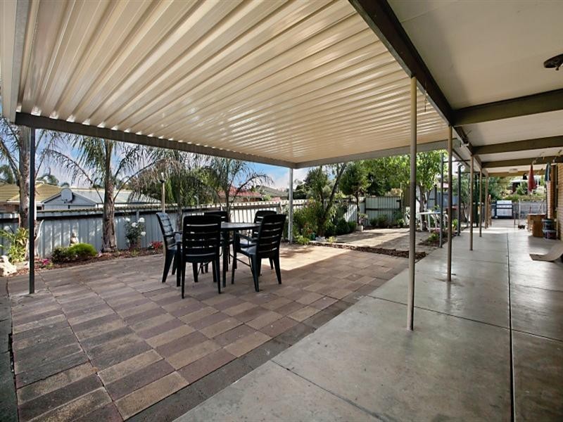 9 Ajax Court, Para Vista SA 5093
