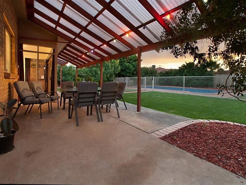 1 Palmyra Street, Modbury Heights SA 5092