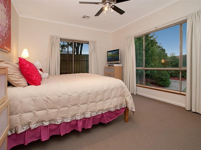 1 Palmyra Street, Modbury Heights SA 5092