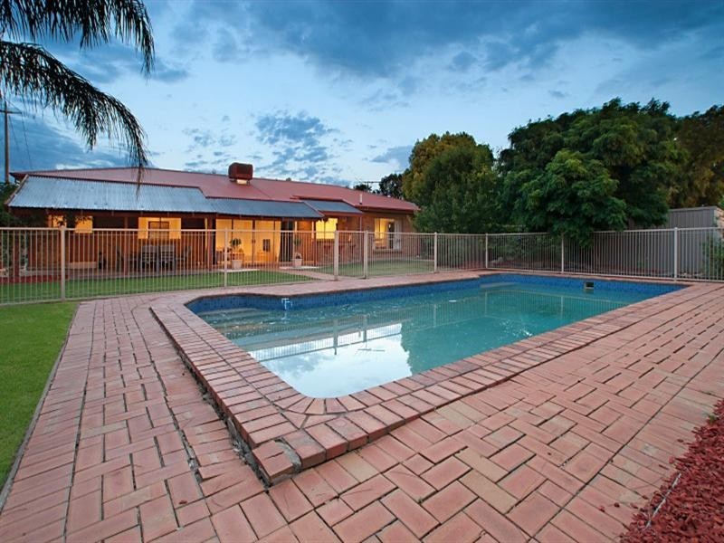 1 Palmyra Street, Modbury Heights SA 5092