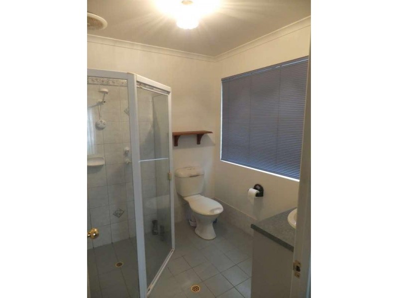 18 Farnborough Street, Oakden SA 5086