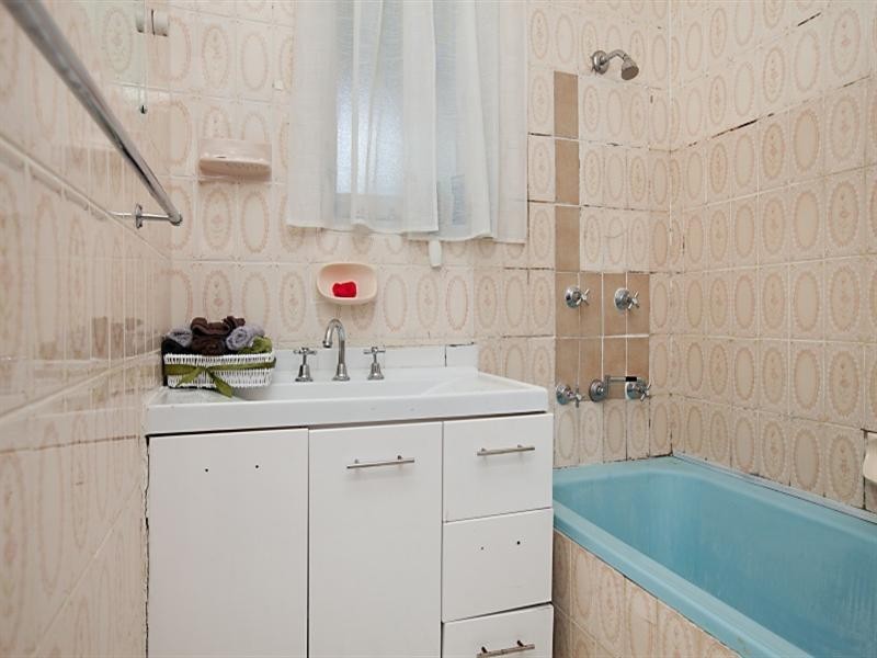 87 Collingbourne Drive, Elizabeth Vale SA 5112