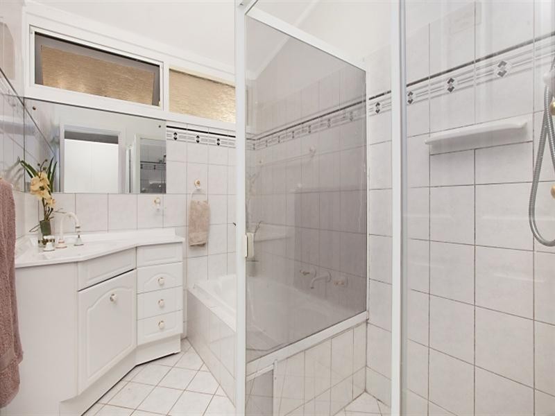 24 Chapel Road, Para Vista SA 5093