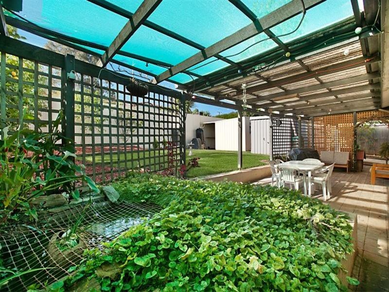 24 Chapel Road, Para Vista SA 5093