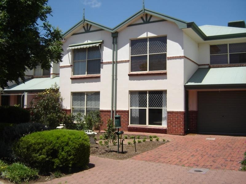 10 Florence Street, Oakden SA 5086