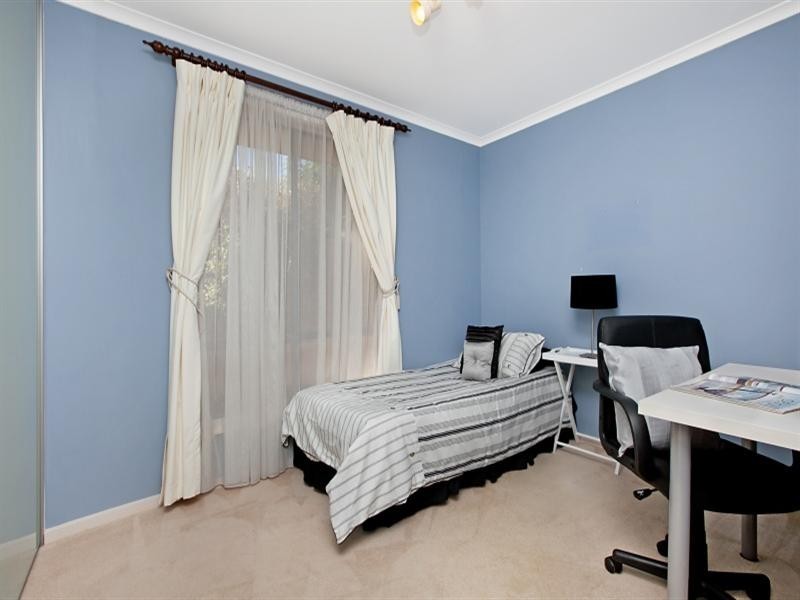 8 Nestor Street, Hillcrest SA 5086